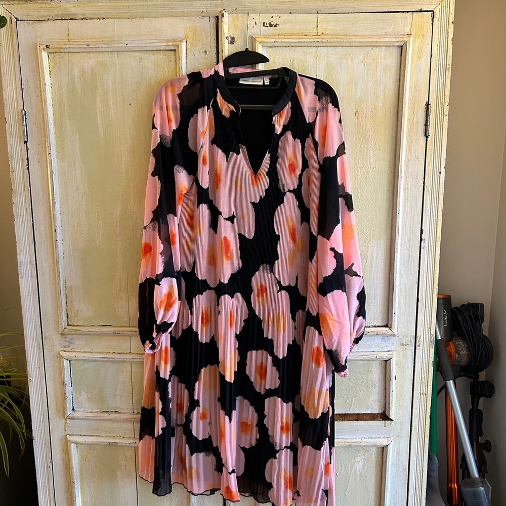 Floral Knee Length Chiffon Dress